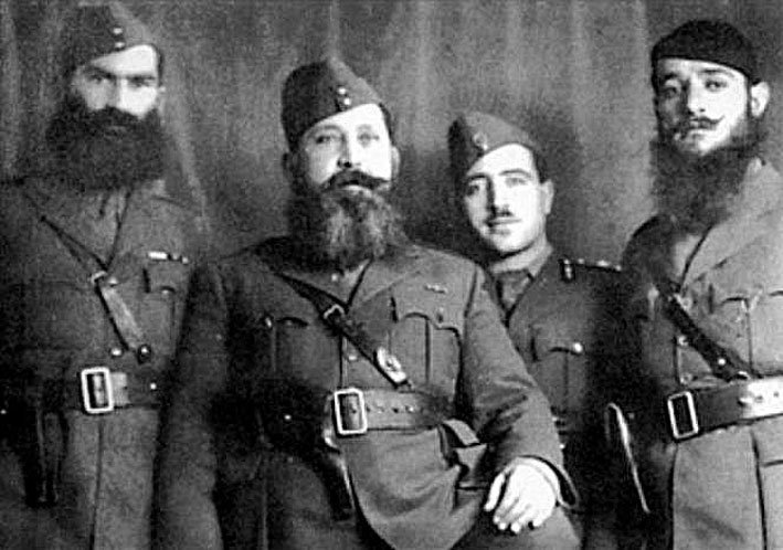 Greek resistance leader Napoleon Zervas and fellow officers